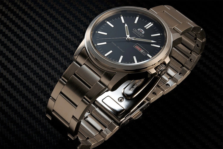 ORIENT Men's Automatic Classic Watch RA-AA0C01B image 1