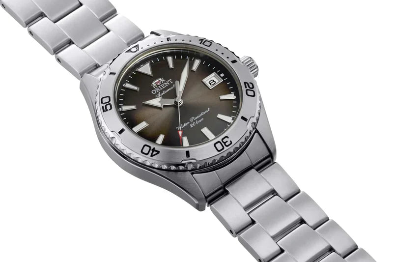 ORIENT Sports Mako 40mm RA-AC0Q15Y