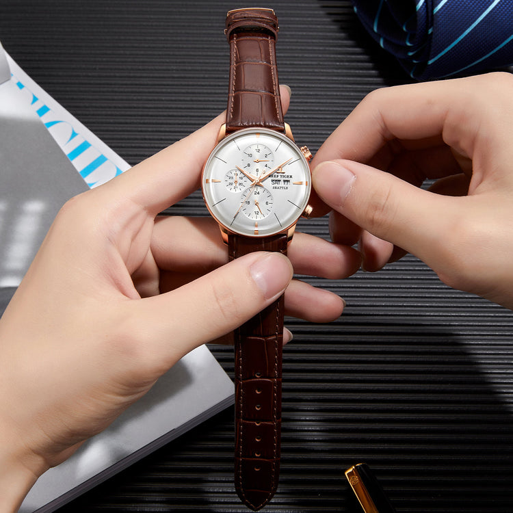Reef Tiger Men's Seattle Chiefs Automatic Luxury Vintage Dress Chronograph Watch image 9