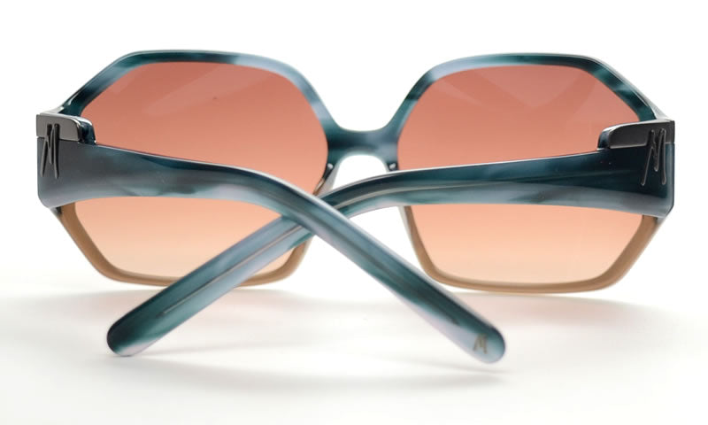 GUESS by MARCIANO Women's Teal Horn Hexagonal Sunglasses (Bidding @ R1)