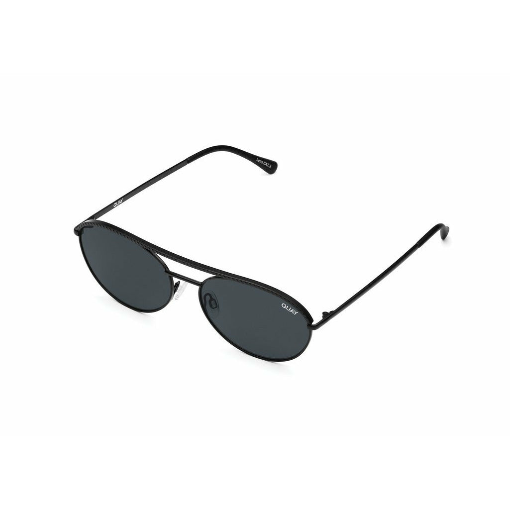 QUAY EASILY AMUSED Sunglasses
