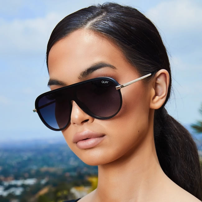 QUAY EMPIRE Sunglasses