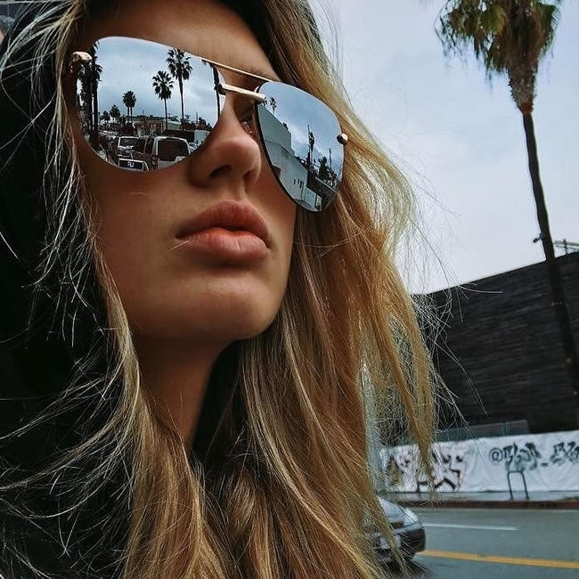 QUAY THE PLAYA Sunglasses